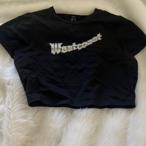 Black westcoast crop top!
